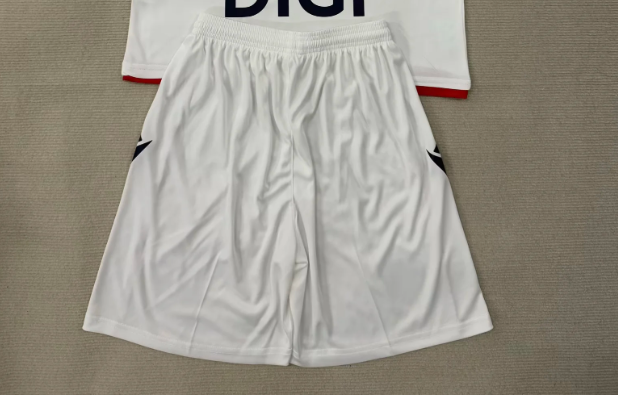 O-SASUNA Pantalon corto — LaLiga
