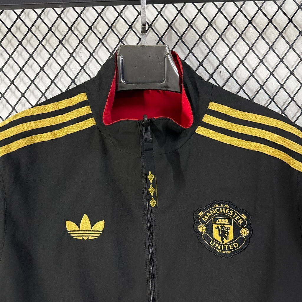 Manchester United 2026/27 Black And Red New Year Reversible windbreaker