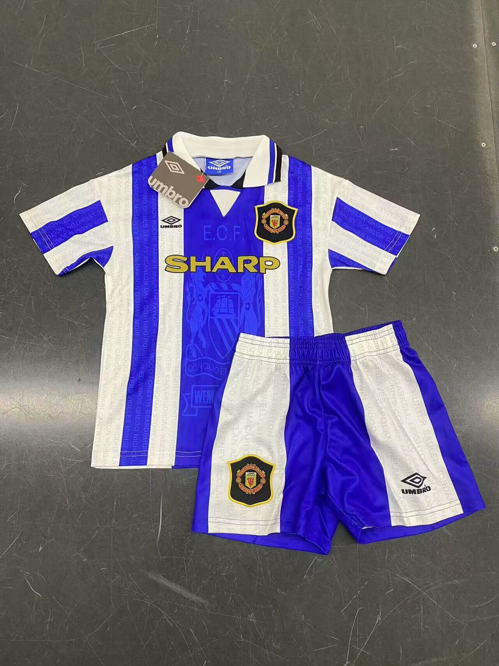 MAN U 94-96 Kit infantil — Club Retro