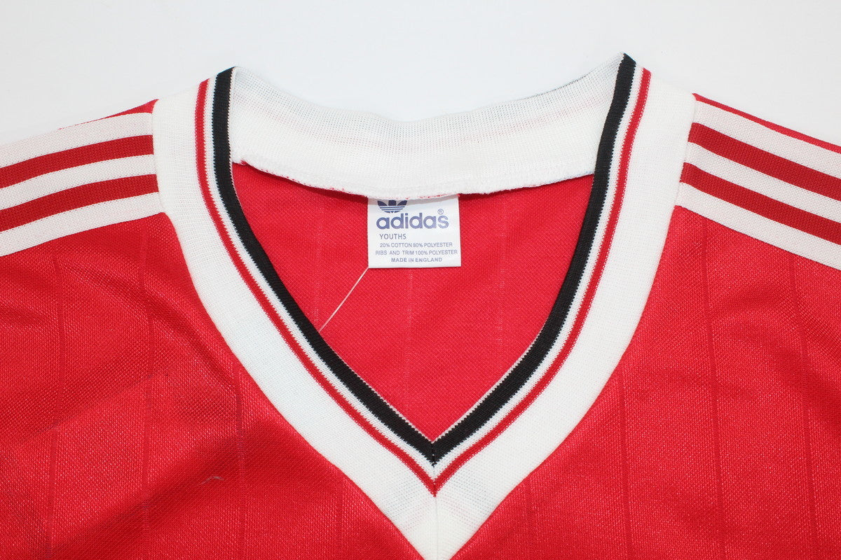 MAN U 83 FA CUP FINAL — Club Retro