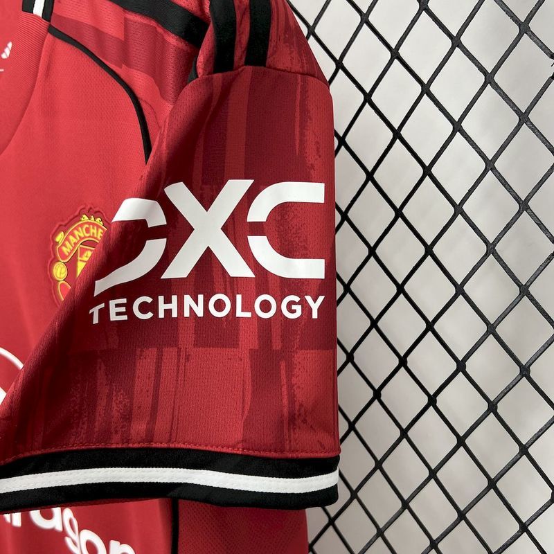 25-26 Manchester United home soccer jersey