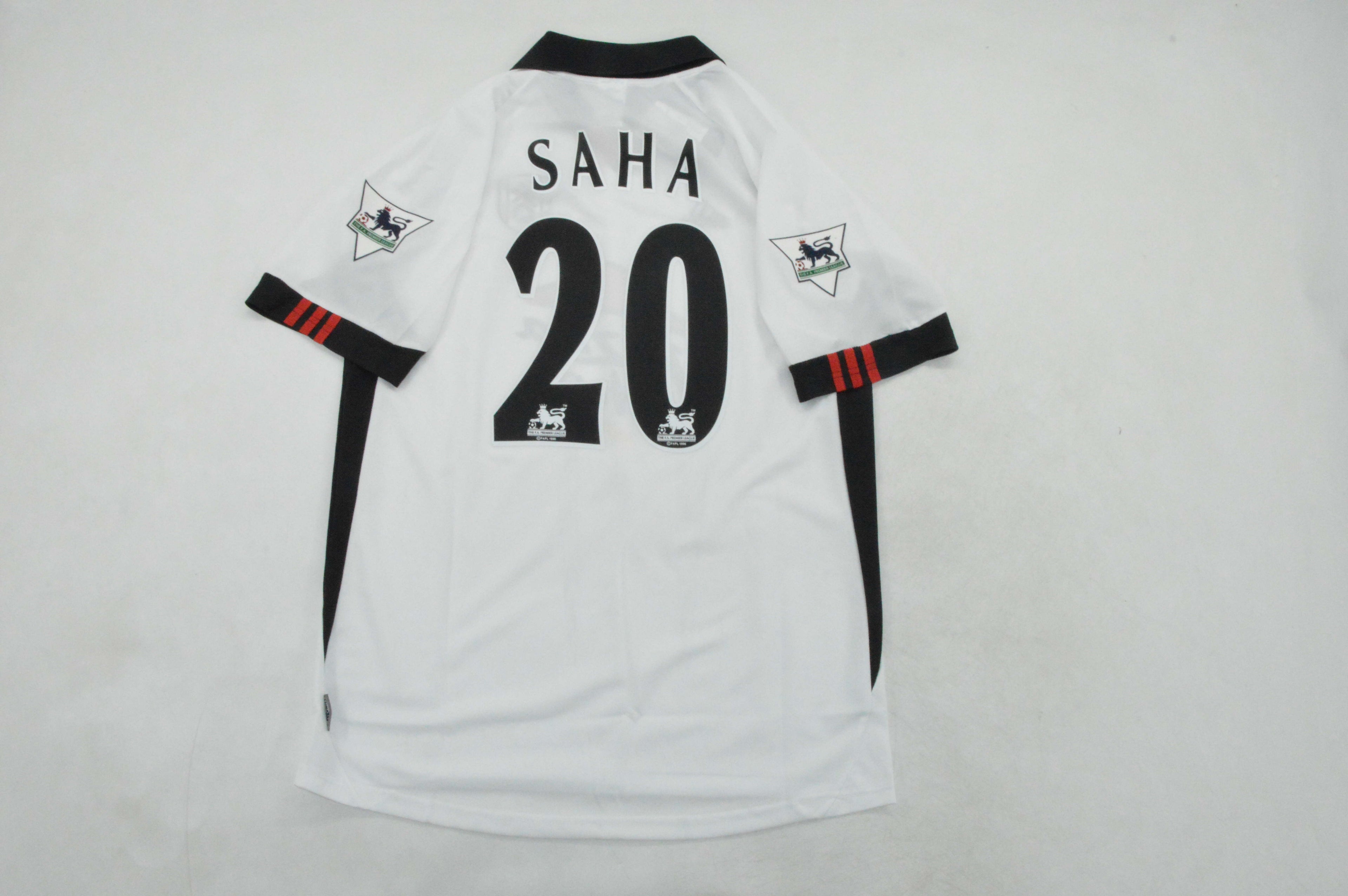 FULHAM 01-02 — Club Retro