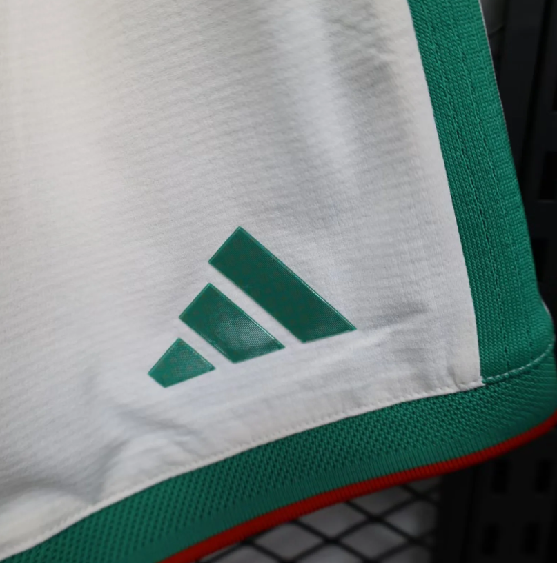 ALGERIA 26 Pantalon corto Version autentica/jugador — World Cup 2026