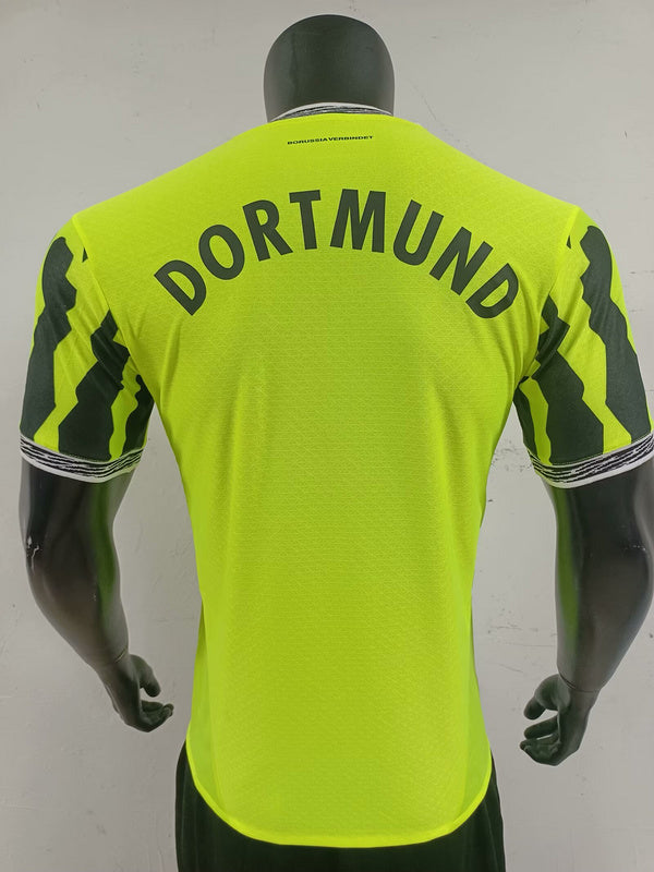 24-25 Dortmund Neon Special Kit player version