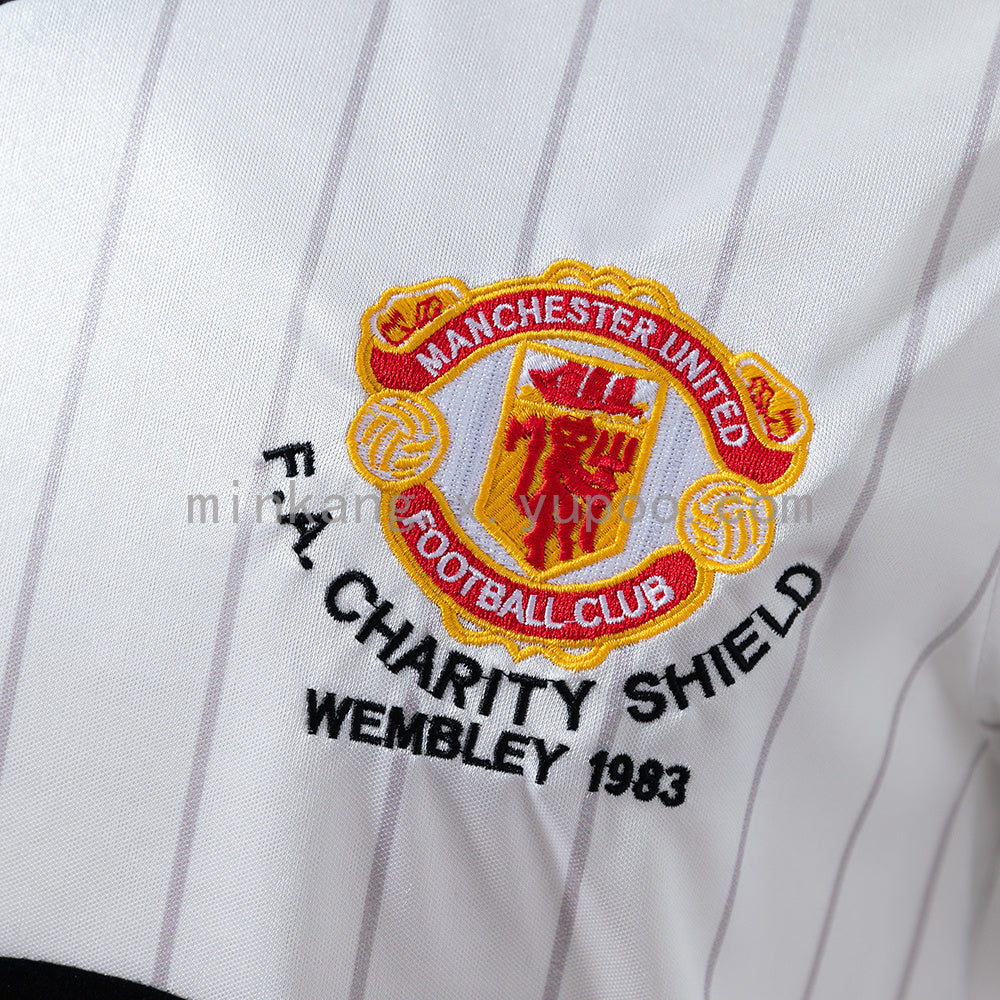 RetroM-U 1983 away S-XXL