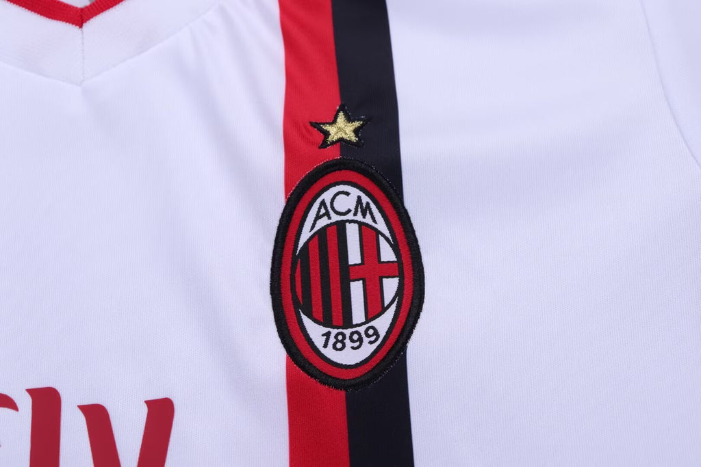 MILAN 11-12 Kit infantil — Club Retro