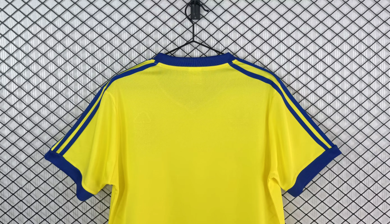 Nottingham Forest 1977/80 Away soccer jersey