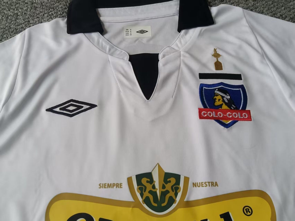 COLO COLO 13 — Club Retro