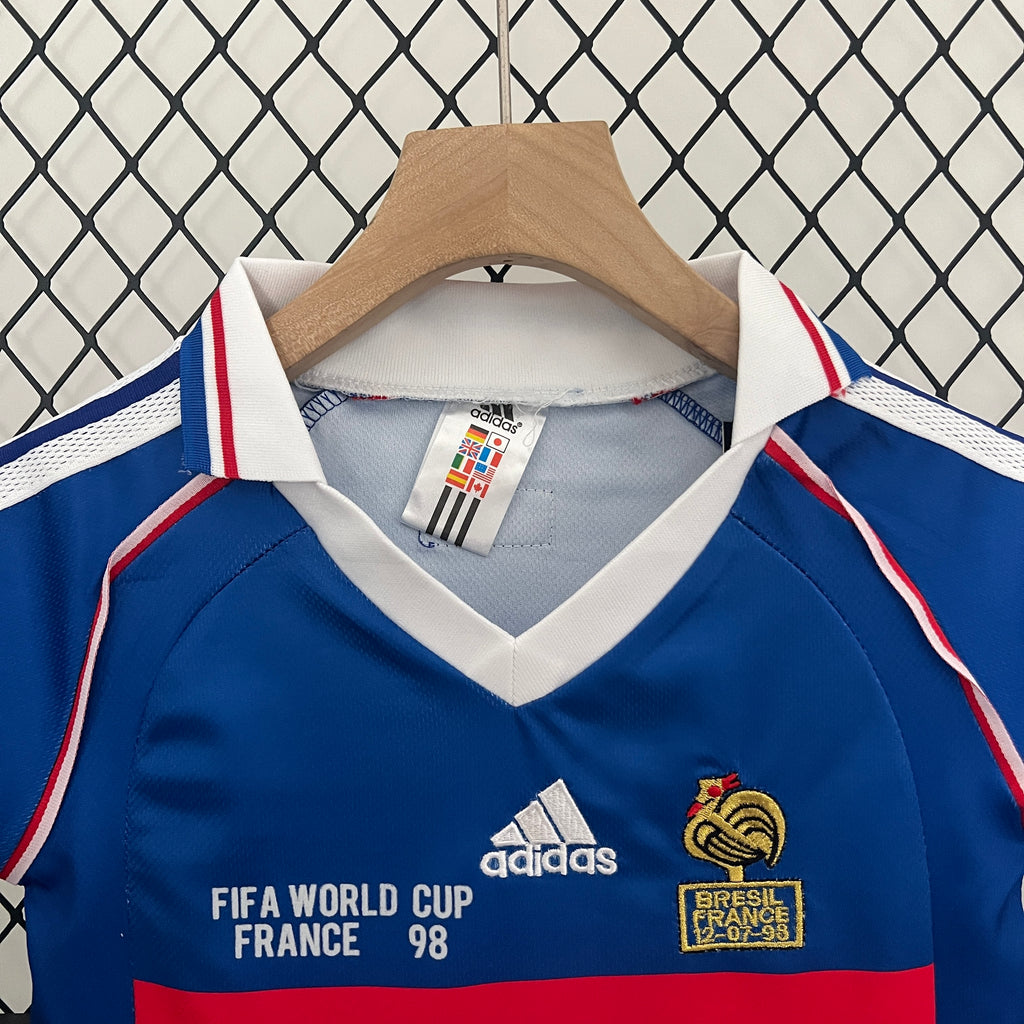 kids France 1998 home size: 16-28