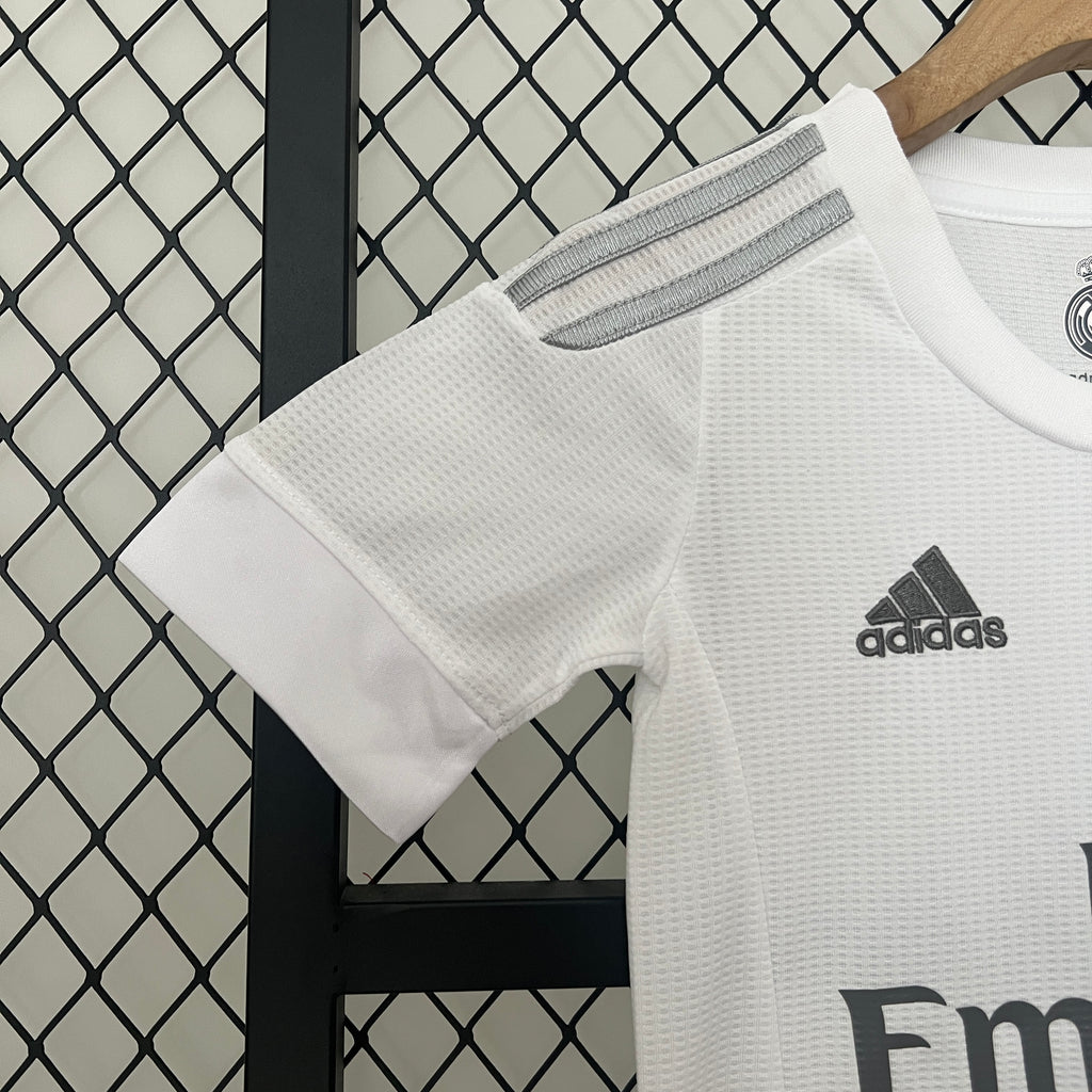 kids Real Madrid 15/16 home size: 16-28