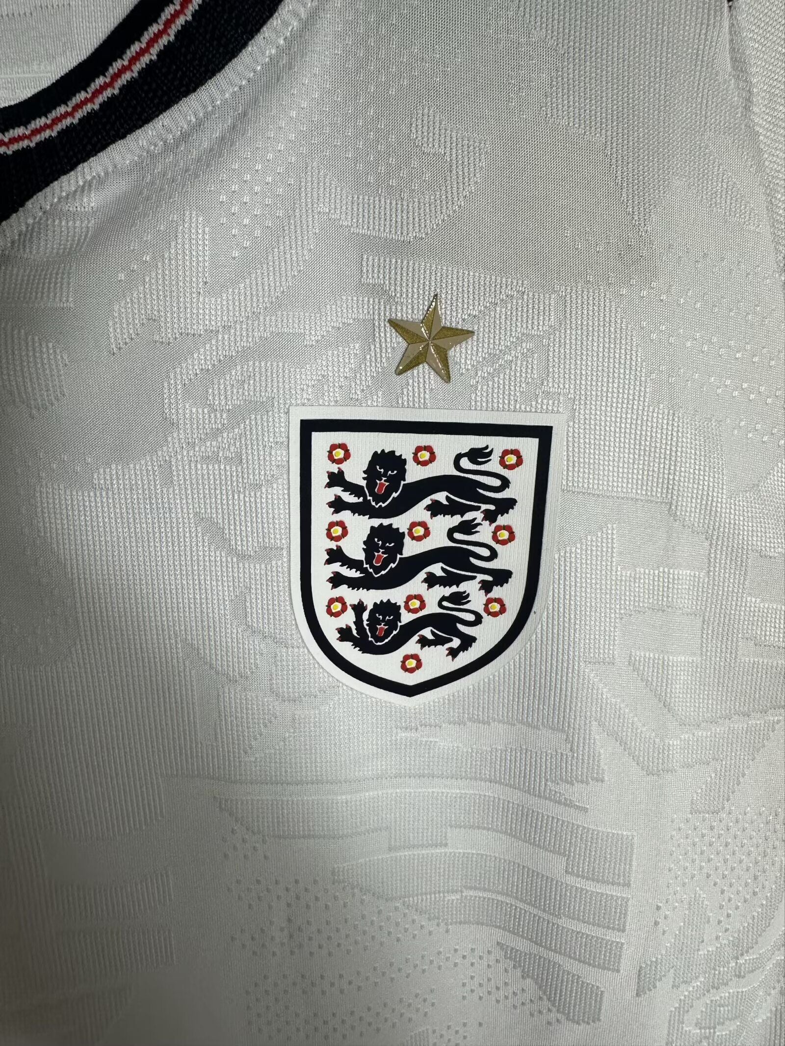ENGLAND Talla de nina Version autentica/jugador — World Cup 2026