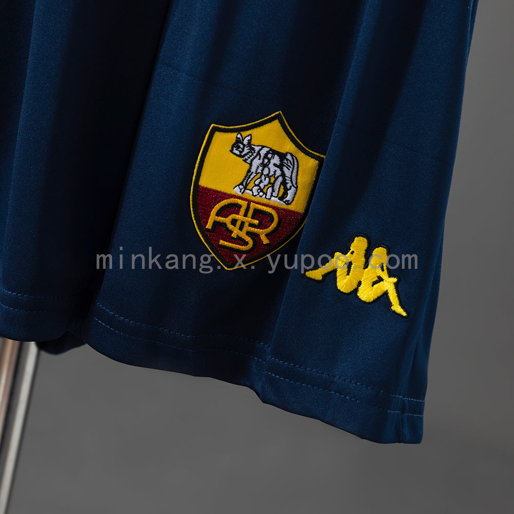 Roma 00/01 Champion Edition Retro Kids Kit Jersey SIZE 16-28