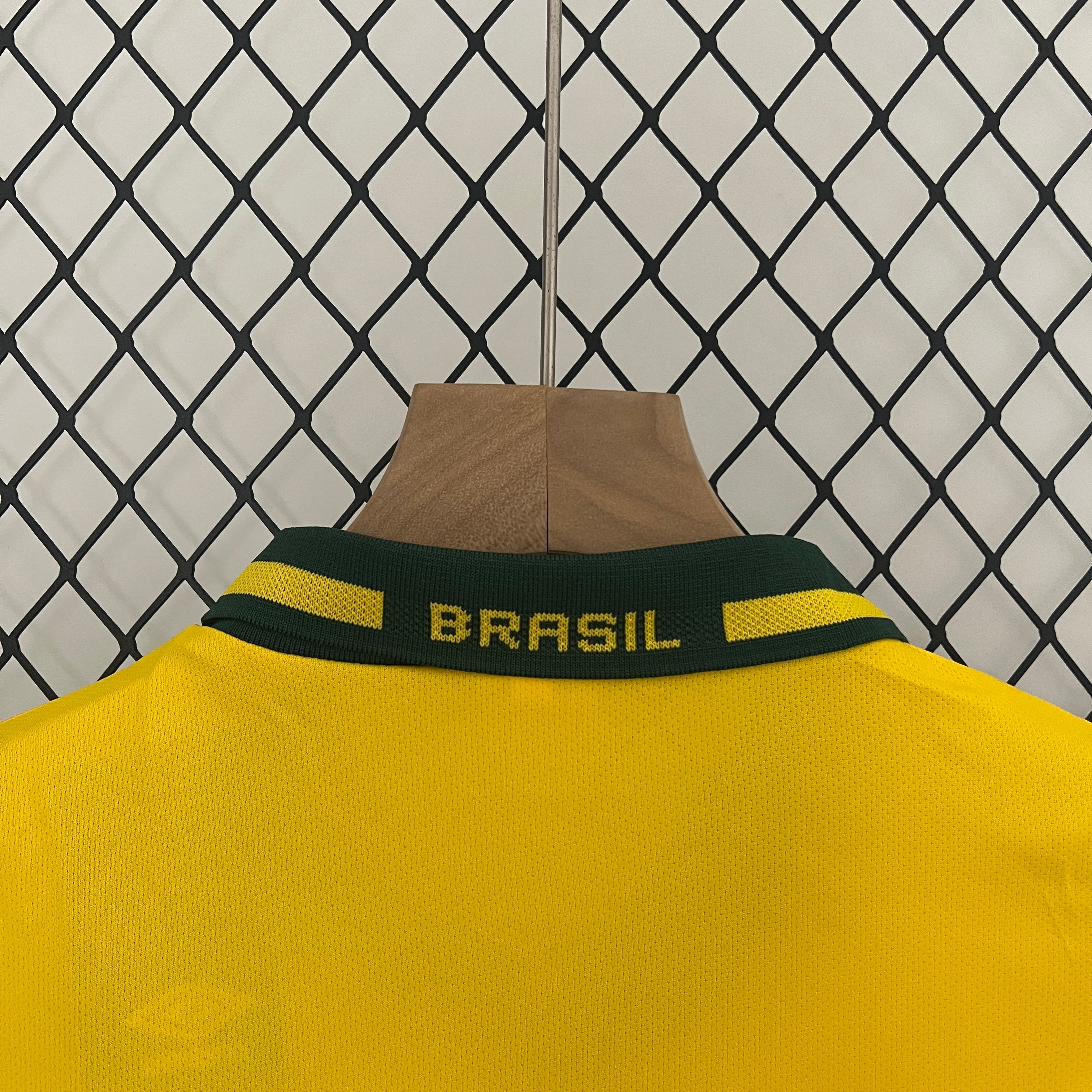 kids Brazil93/94 home size: 16-28