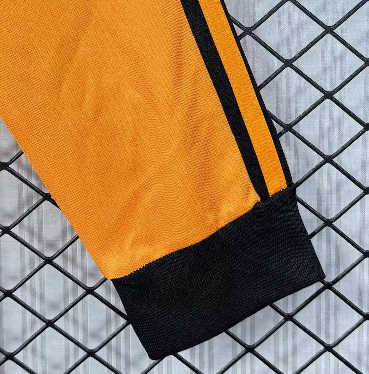 HULL CITY 81-82 Manga larga — Club Retro