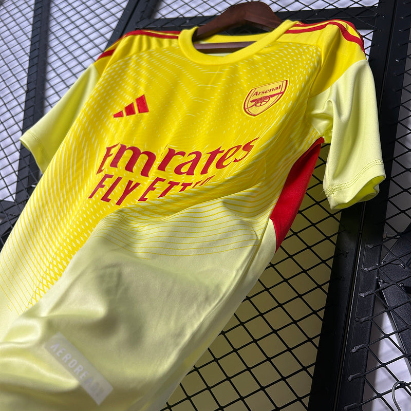 25-26 Arsenal yellow goalkeeper jersey