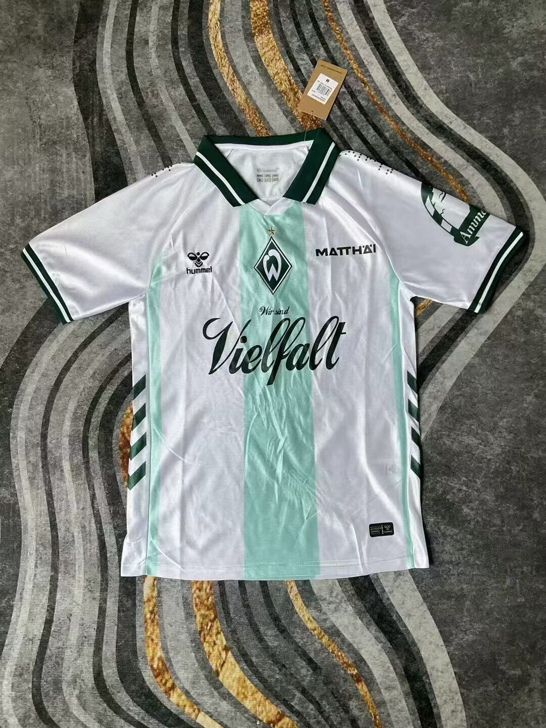 BREMEN — 26-27 Fake