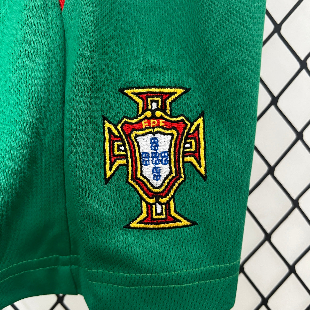kids Portugal 2004 Home size: 16-28