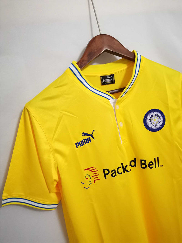 2000 Leeds United away