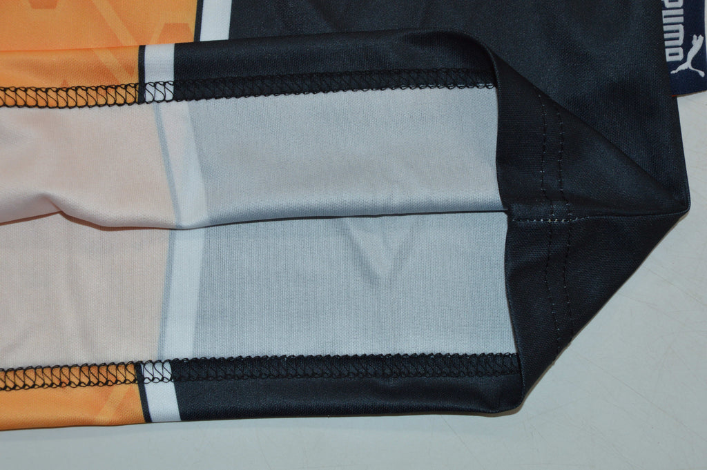 WOLVES 96-98 — Club Retro
