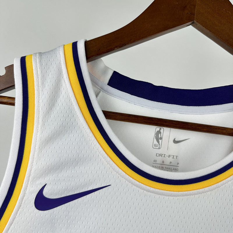 Los Angeles Lakers 202324 Association Edition DONCIC#77