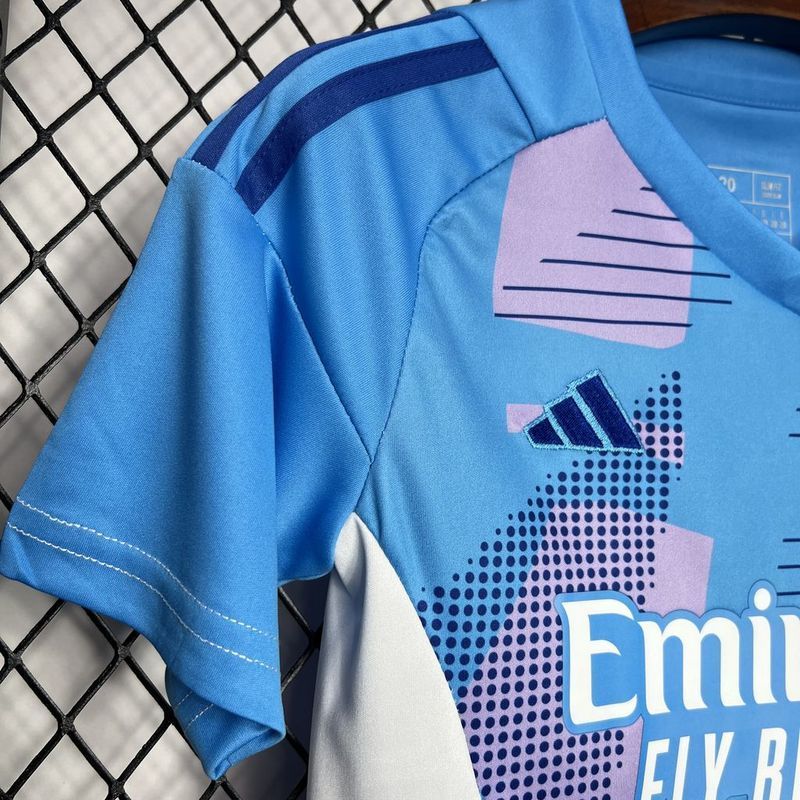 24-25 Real Madrid blue goalkeeper kid kit