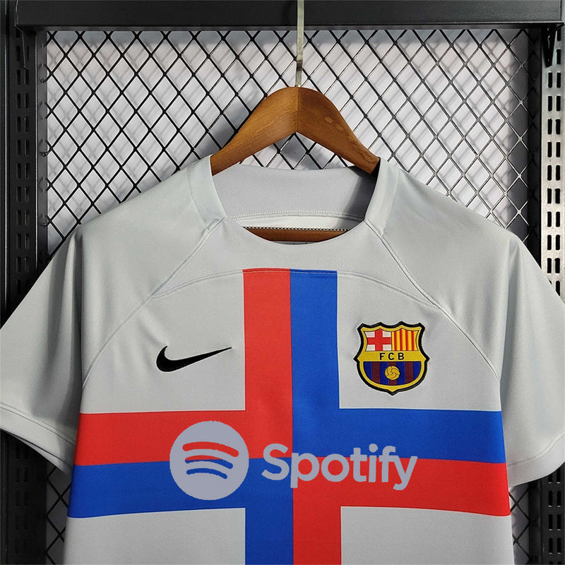 22-23 Barcelona third away