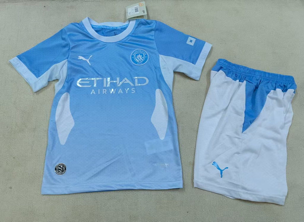 MAN CITY Kit infantil Version jugador — 26-27 Fake