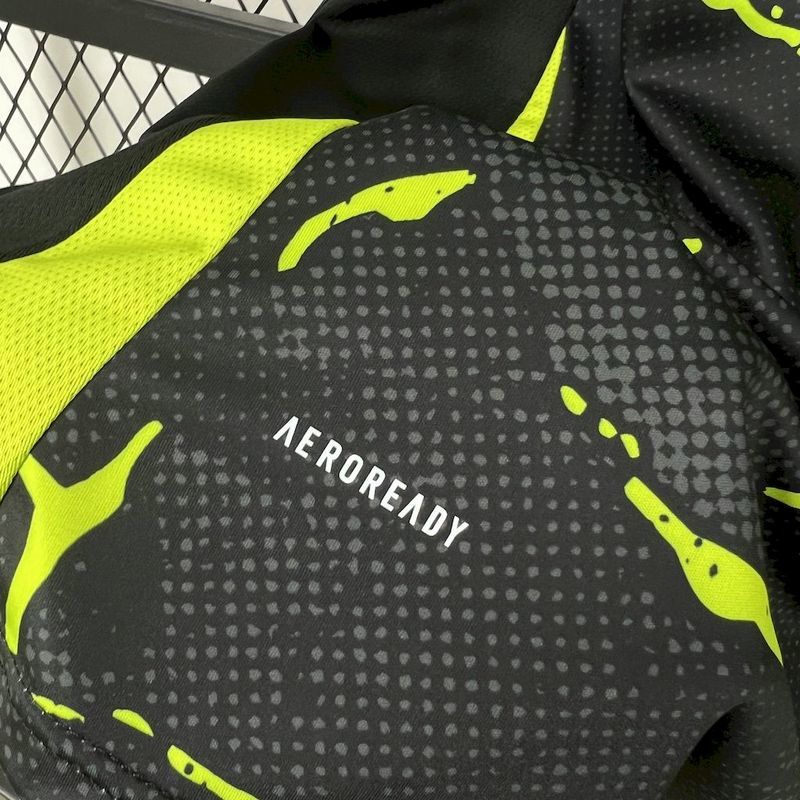 25-26 Columbus Crew away jersey
