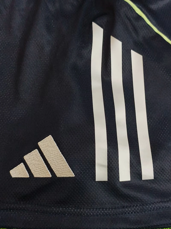25-26 Real Madrid away player version kid kit