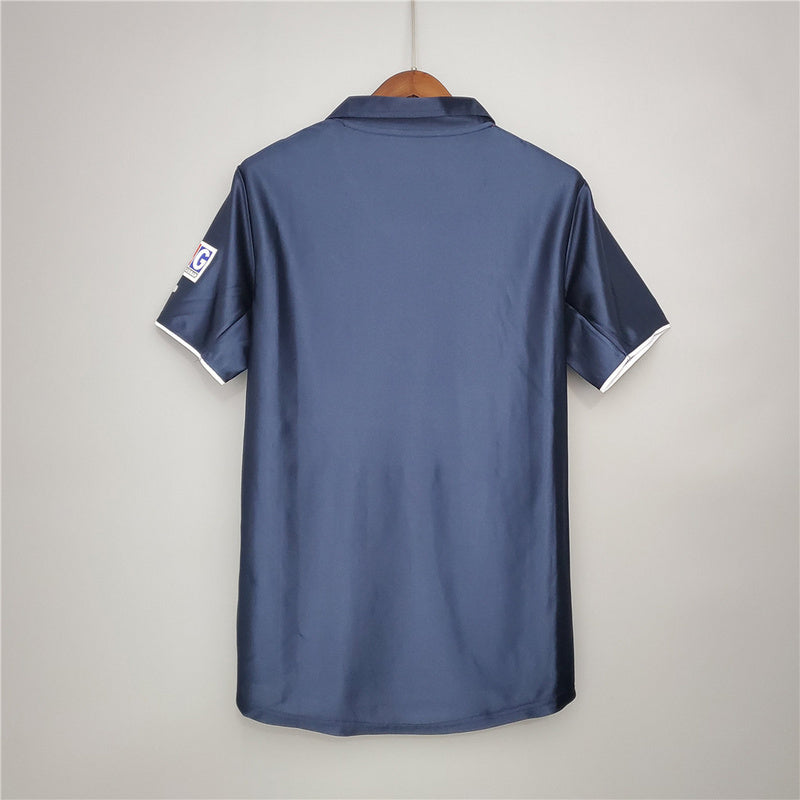 01-02 Paris Saint-Germain home