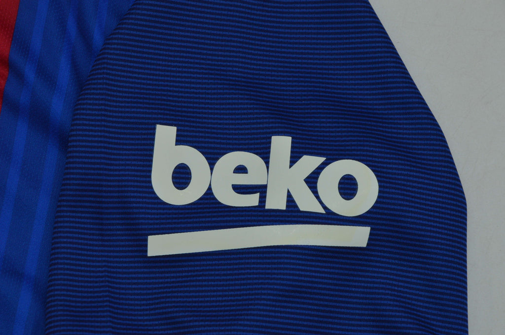 B-A 16-17 — Club Retro