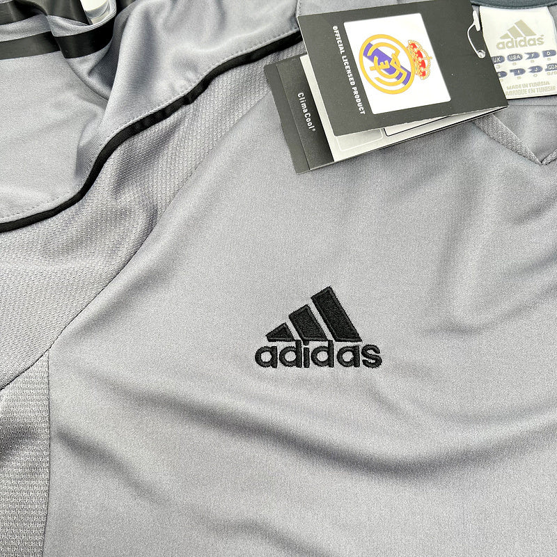 05-06 Real Madrid third retro soccer jersey
