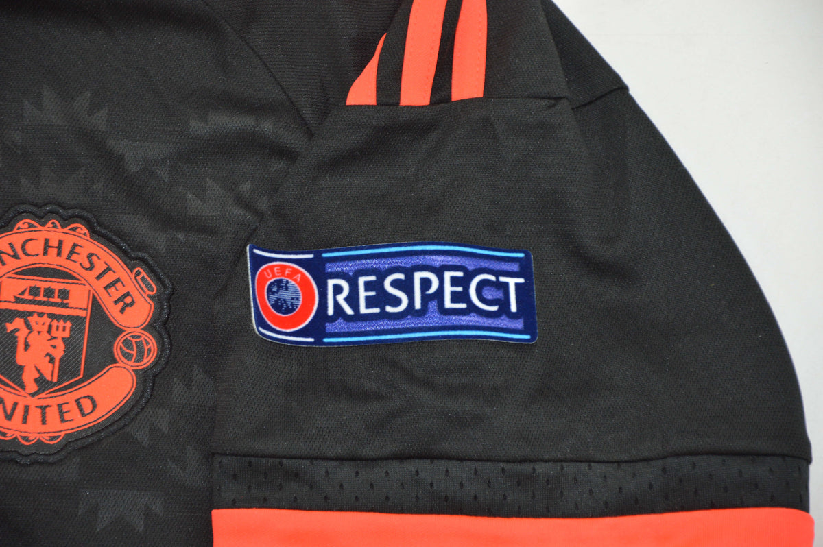 MAN U 15-16 — Club Retro