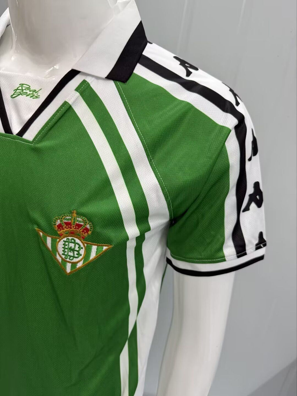 BE-TIS 97-98 — Club Retro