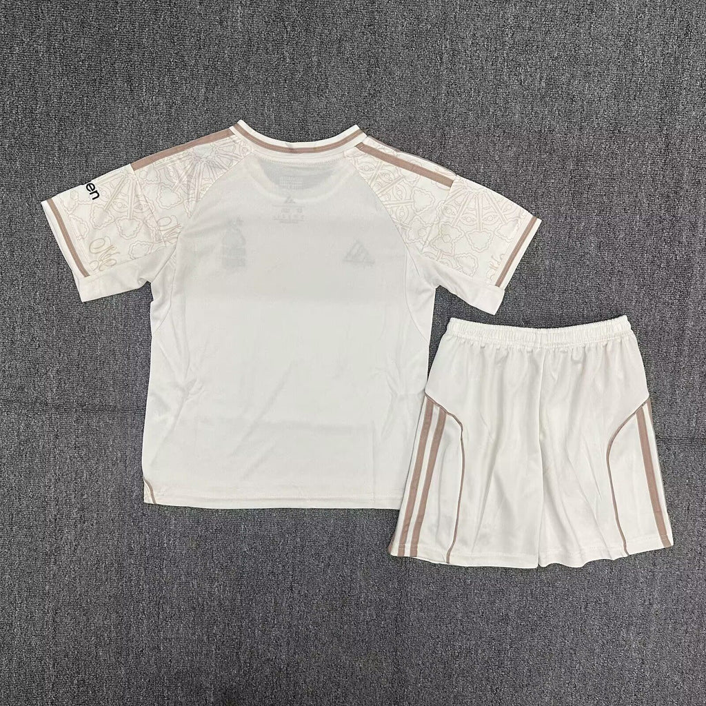 NOTTINGHAM FOREST Kit infantil — Premier League - Championship