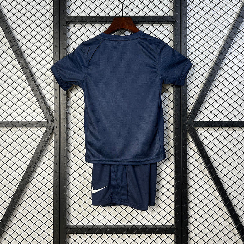 25-26 PSG Champion Edition home size: 16-28