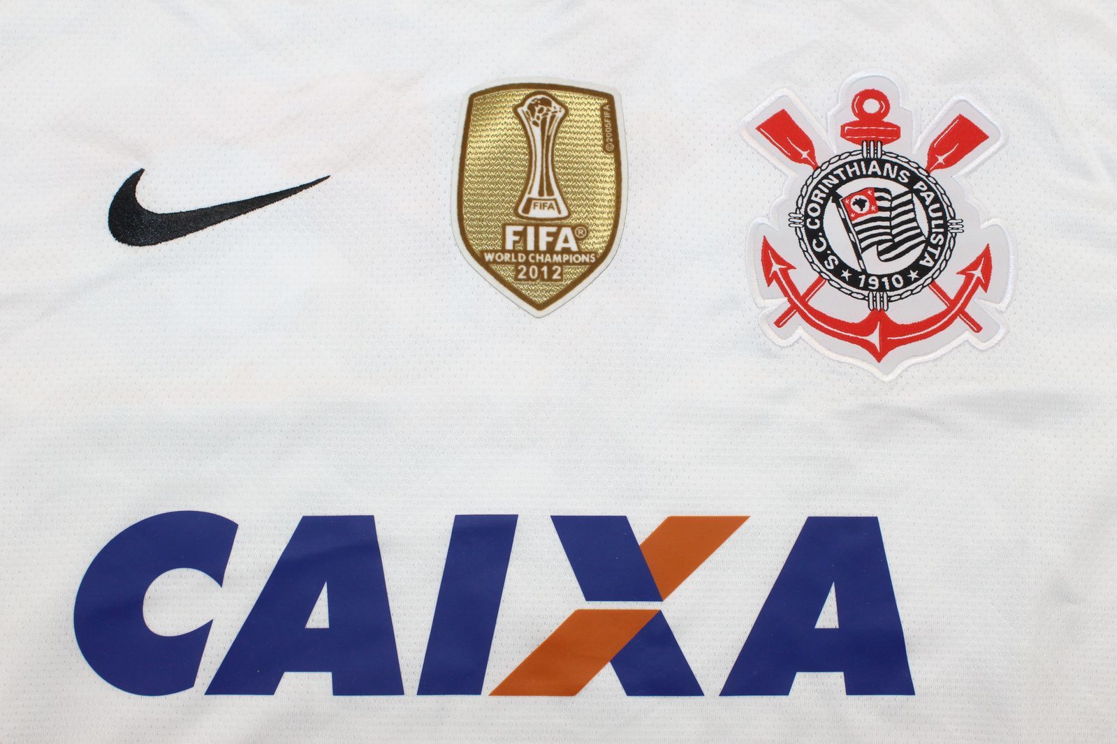 CORINTHIANS 12-13 — Club Retro