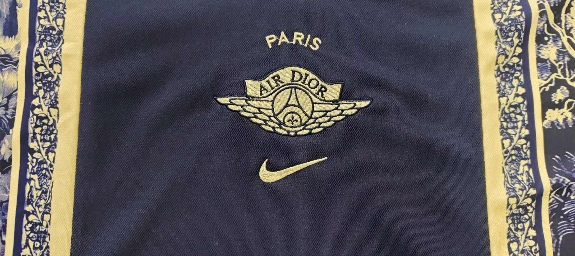 PARISxDIOR — Special Edition