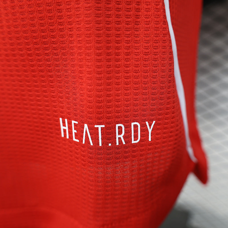 25-26 Arsenal red player version jersey