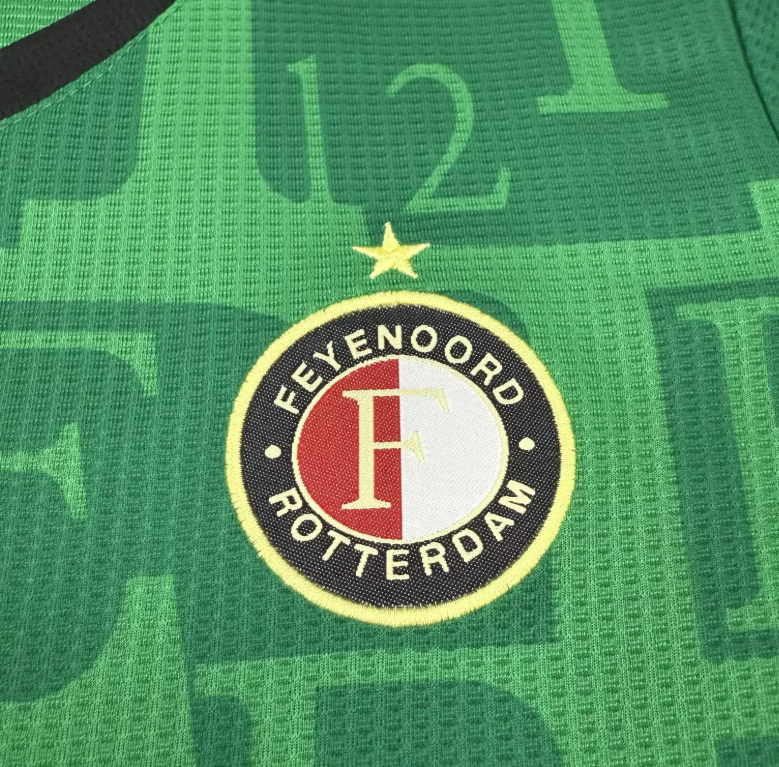 FEYENOORD Kit infantil — Eredivisie