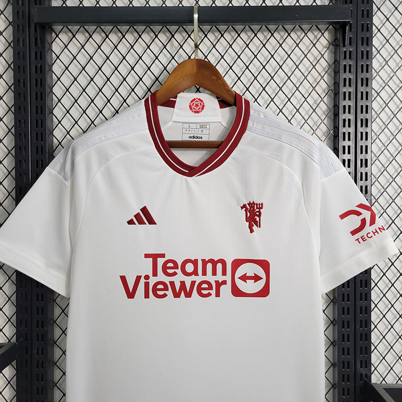 Manchester United 23/24 2 AWAY