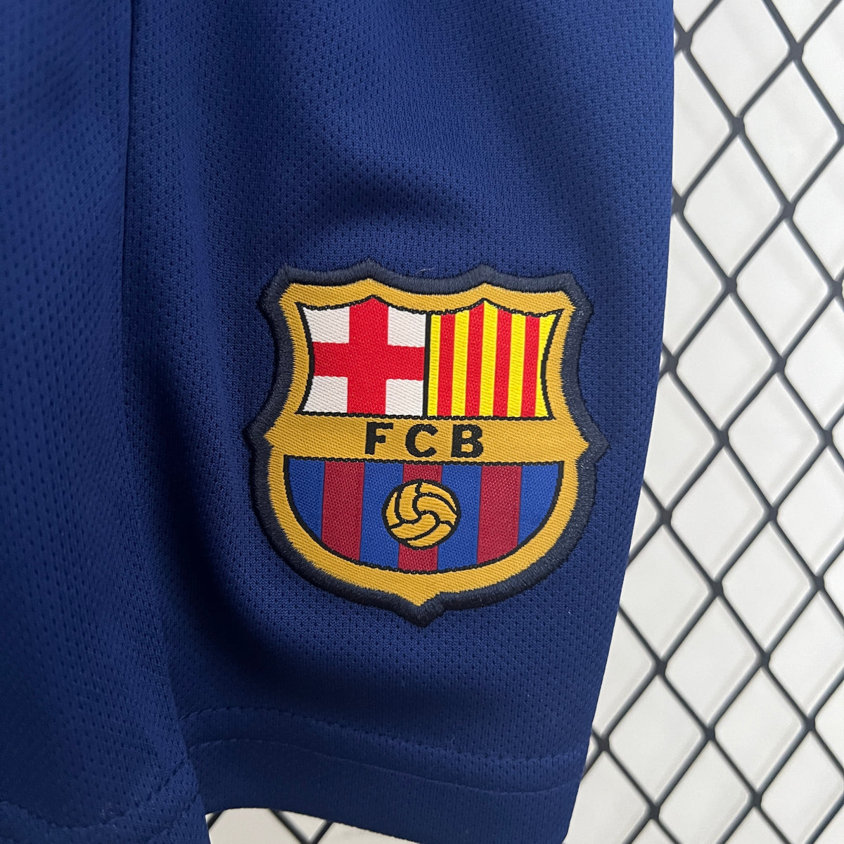 kids Barcelona 13/14 home size: 16-28