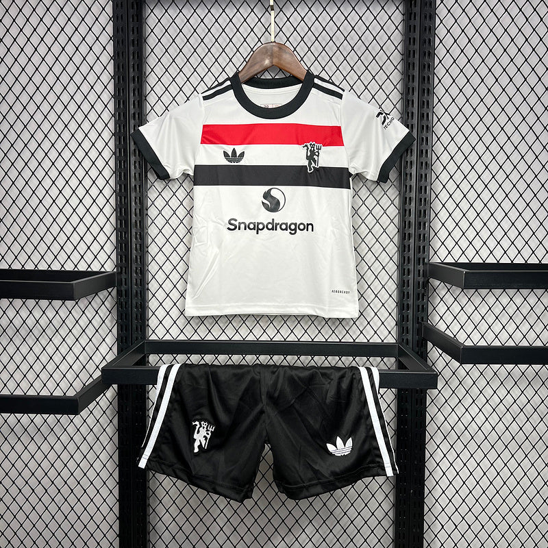 24-25 Manchester United third away kid kit