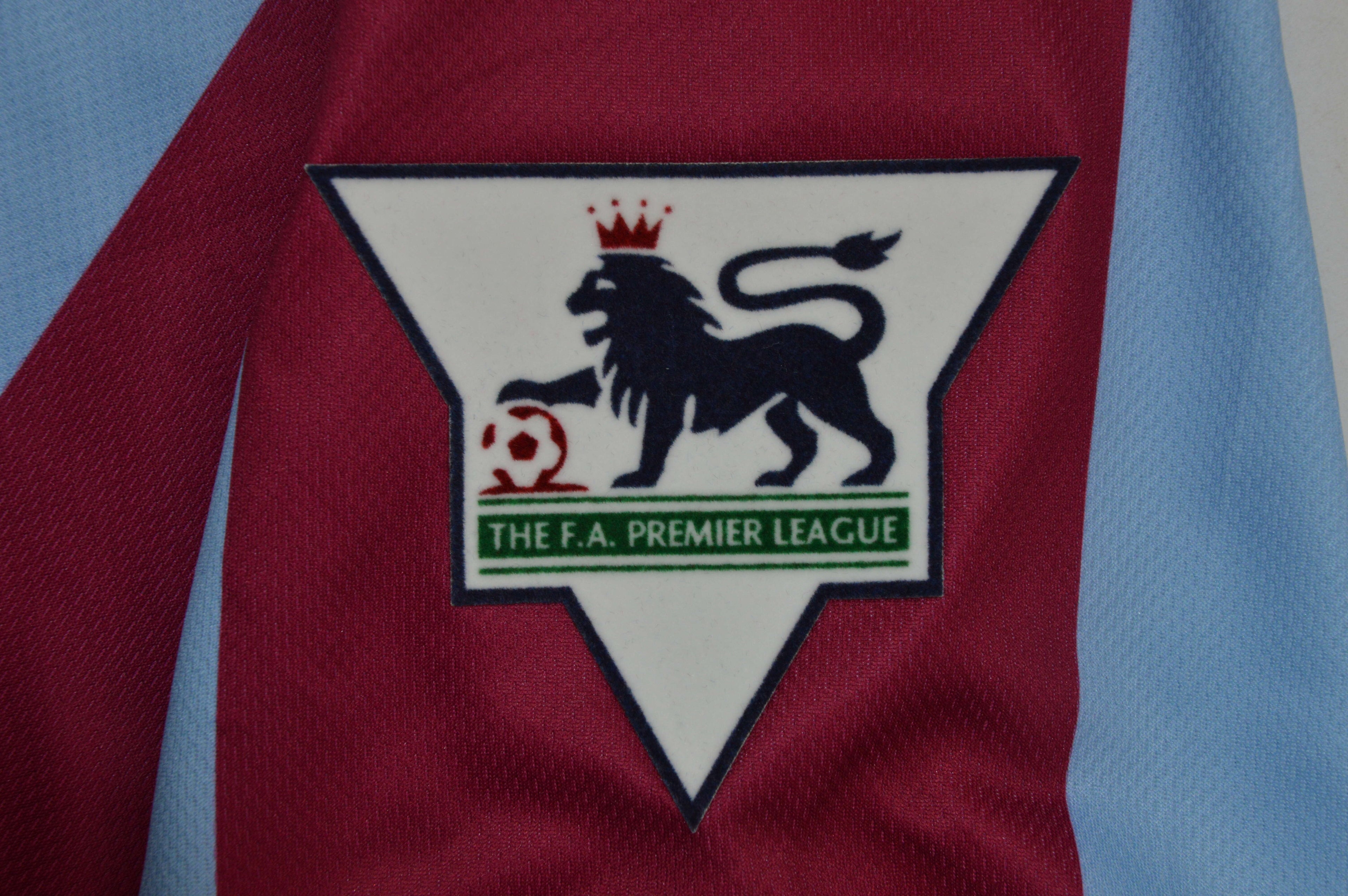 ASTON VILLA 99-00 — Club Retro