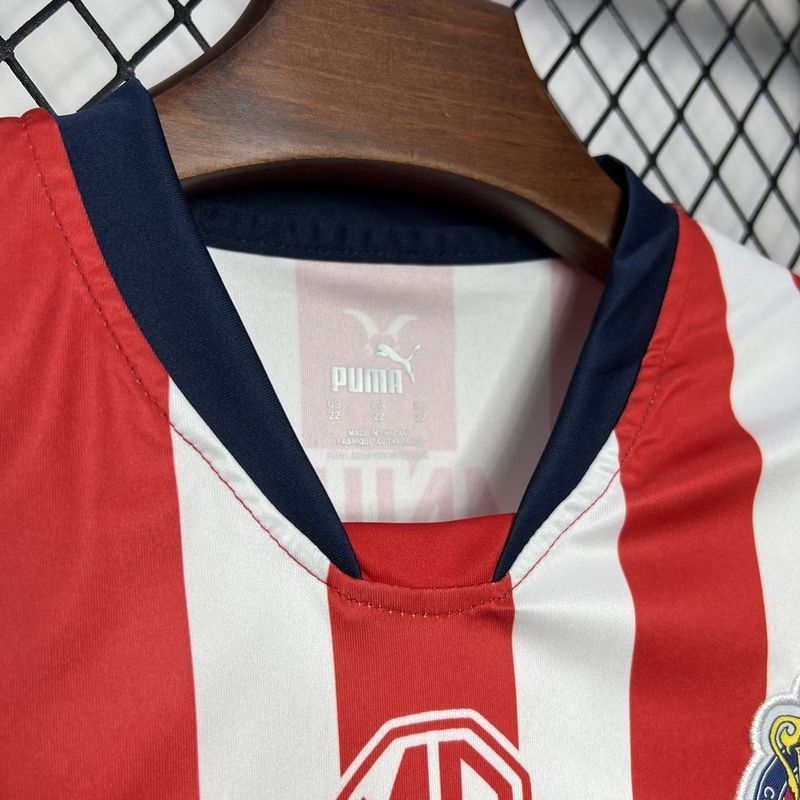 24-25 Chivas home kid kit