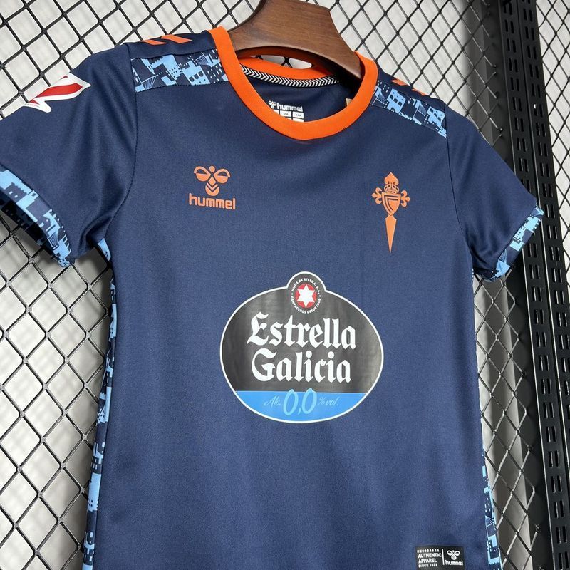 24-25 Celta away kid kit