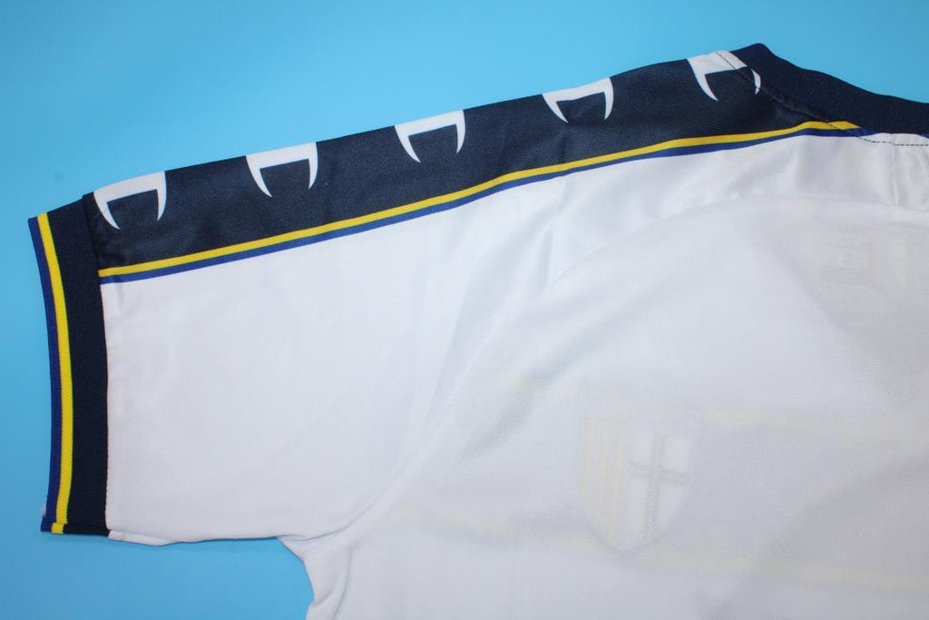 PARMA 01-02 — Club Retro