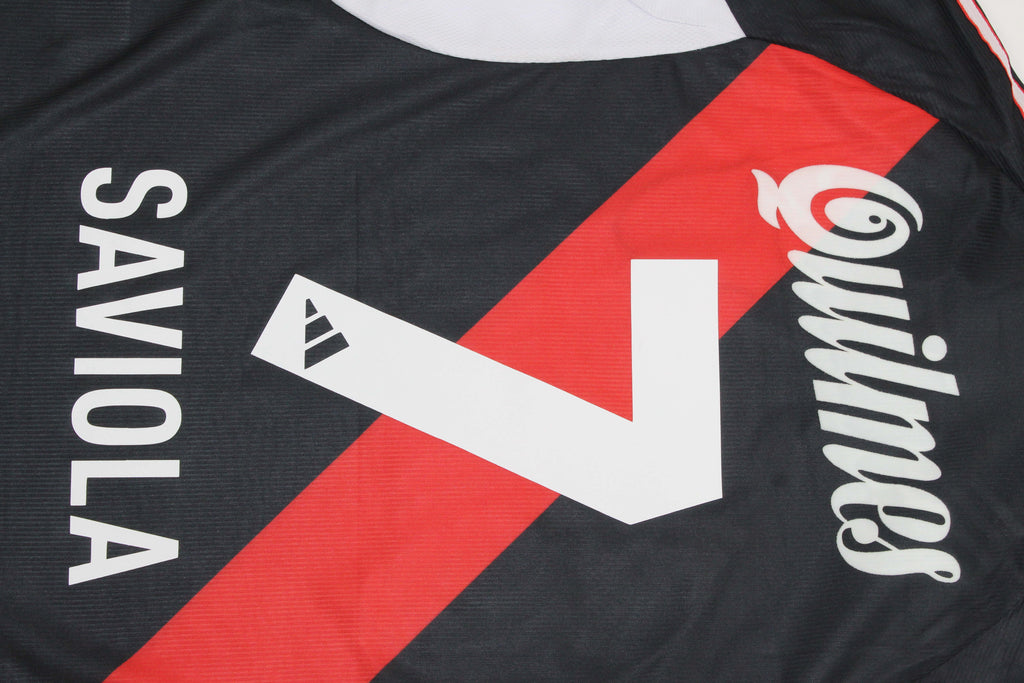 RIVER 00-01 — Club Retro
