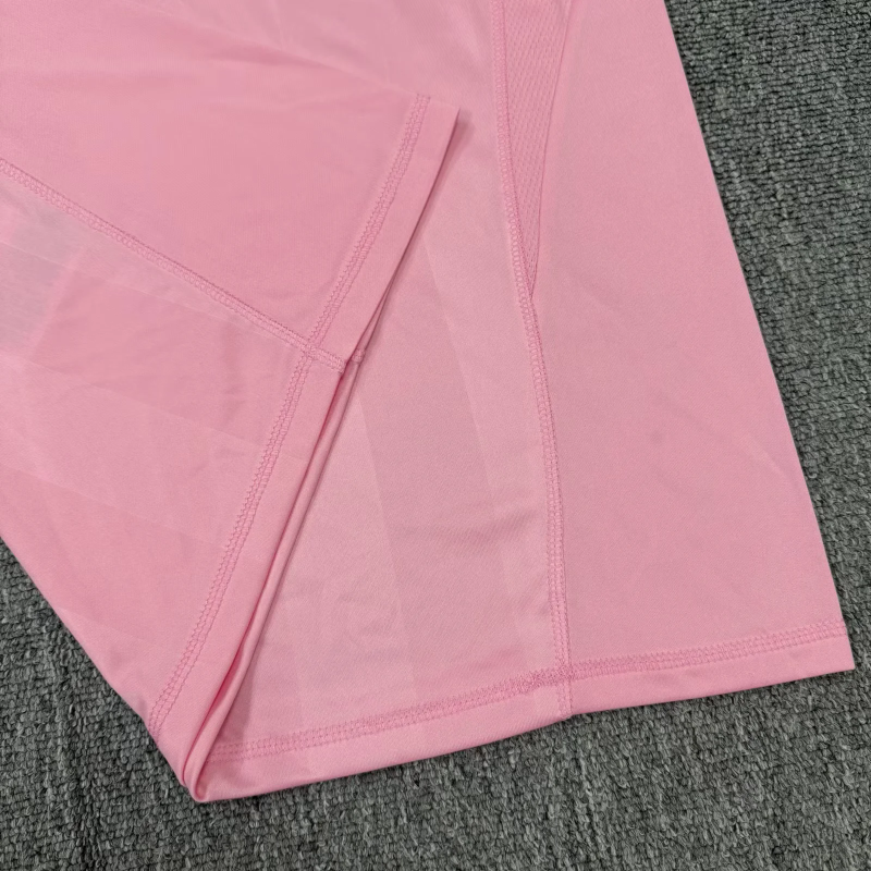 25-26 Newcastle United Pink Goalkeeper Jersey