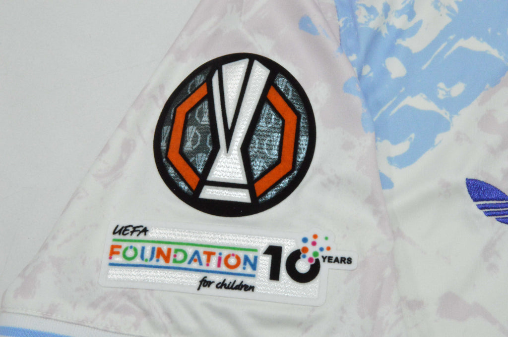 ASTON VILLA 26 EUROPA FINAL — Final Edition